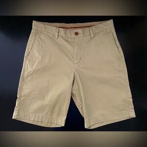 TOMMY BAHAMA Flat Front Khaki Chino Shorts Mens sz 34